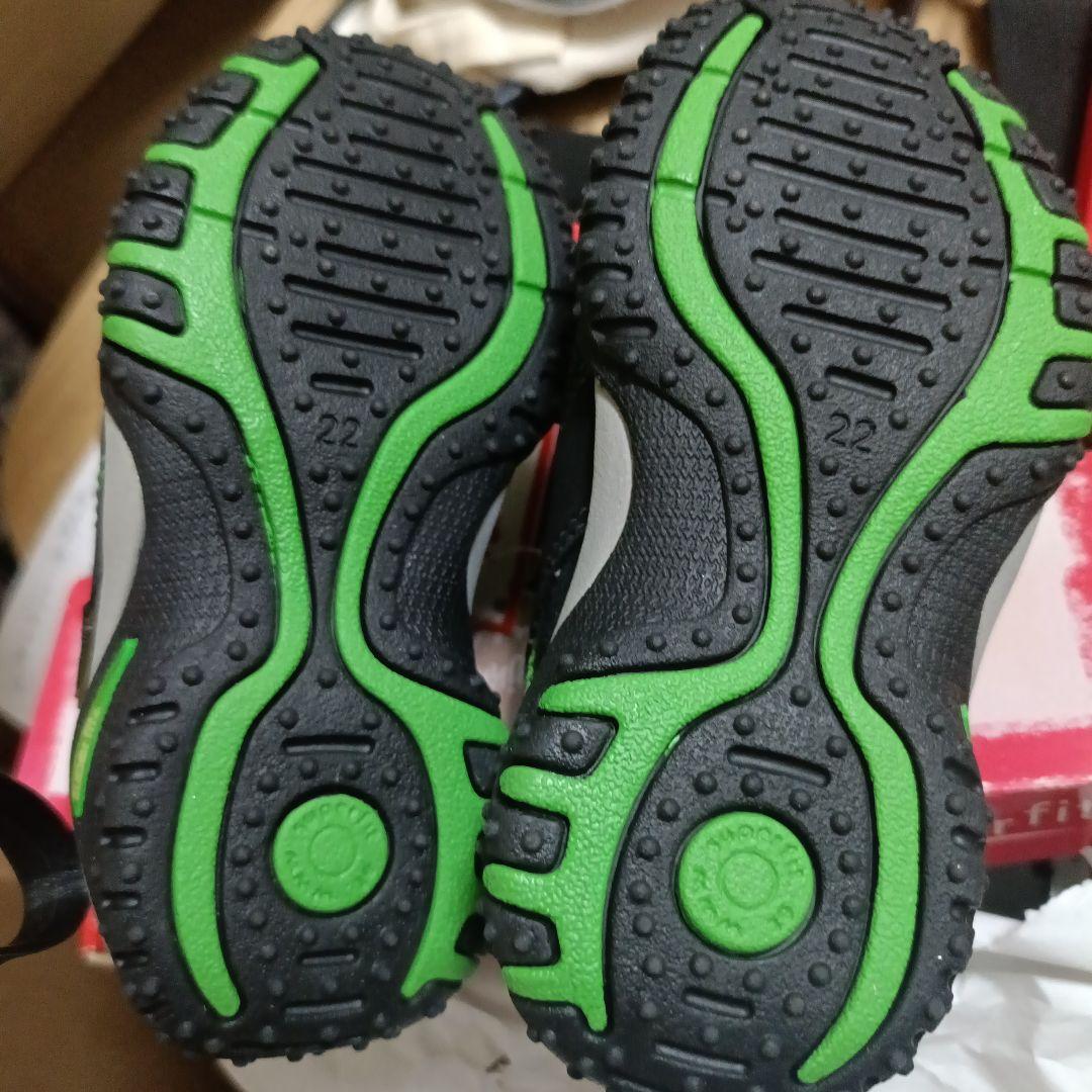 スーパーフィット【新品】ゴアテックス　ミッテル(幅普通)12.7〜13.2cm