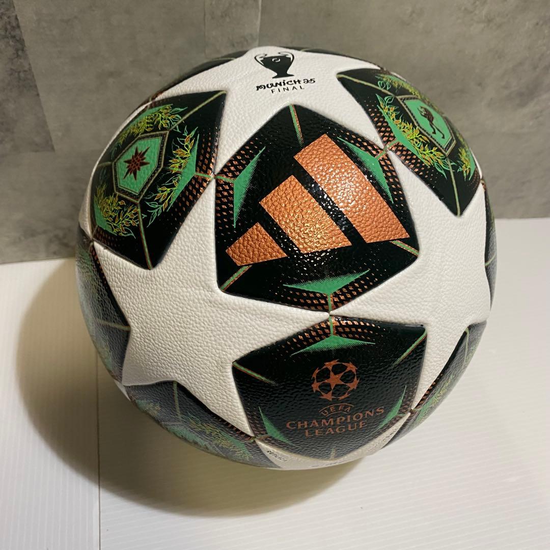 【未使用】adidas UCL FINAL 24/25 ルシアーダ 5号球 アディダス(adidas) サッカーボール5号球 フィナーレ 23-24 リーグ