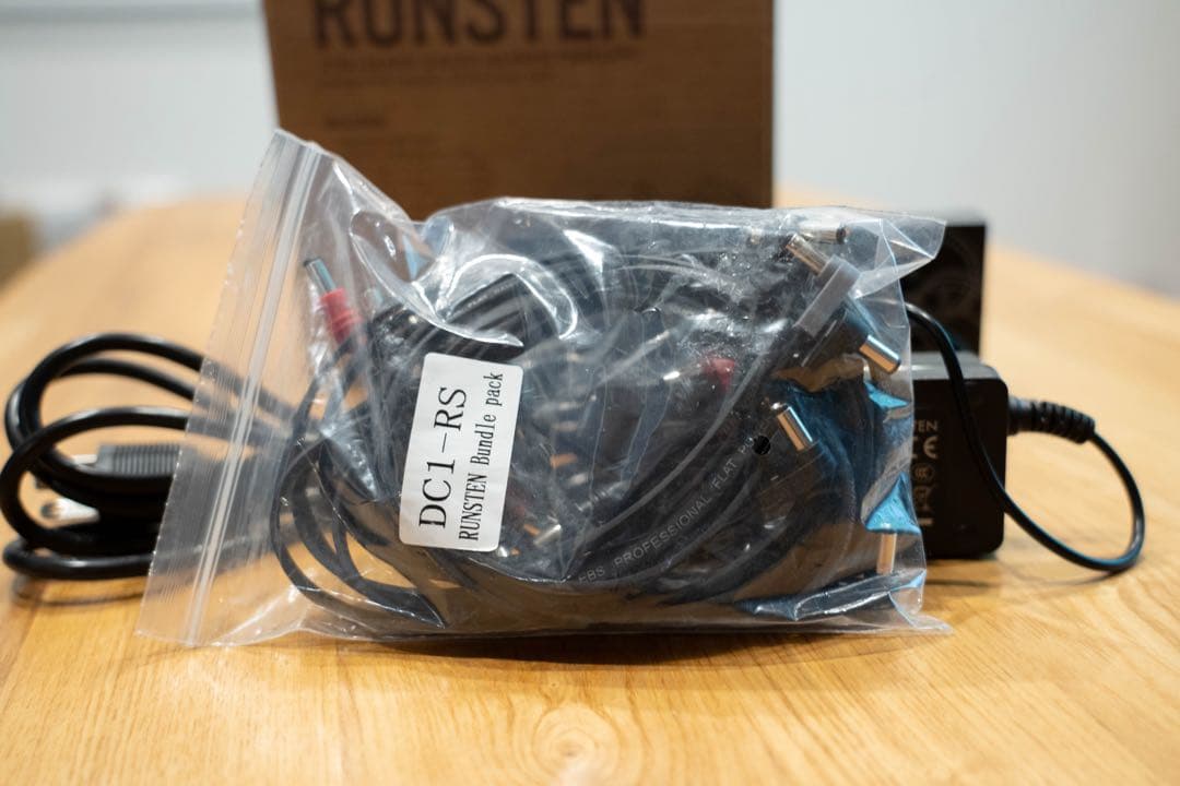 EBS RUNSTEN アイソレートDC出力900ma×10搭載 パワーサプライ - ギター特別