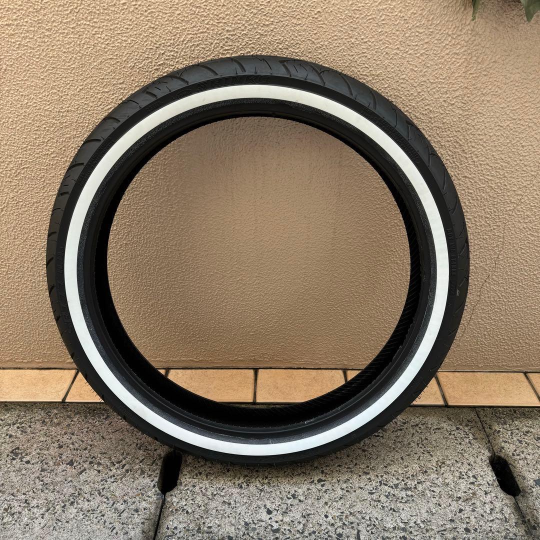 ハーレーダビッドソン タイヤ ホワイトウォールタイヤ 21インチ ハーレーダビッドソン - 21インチのファットスポークホイールに