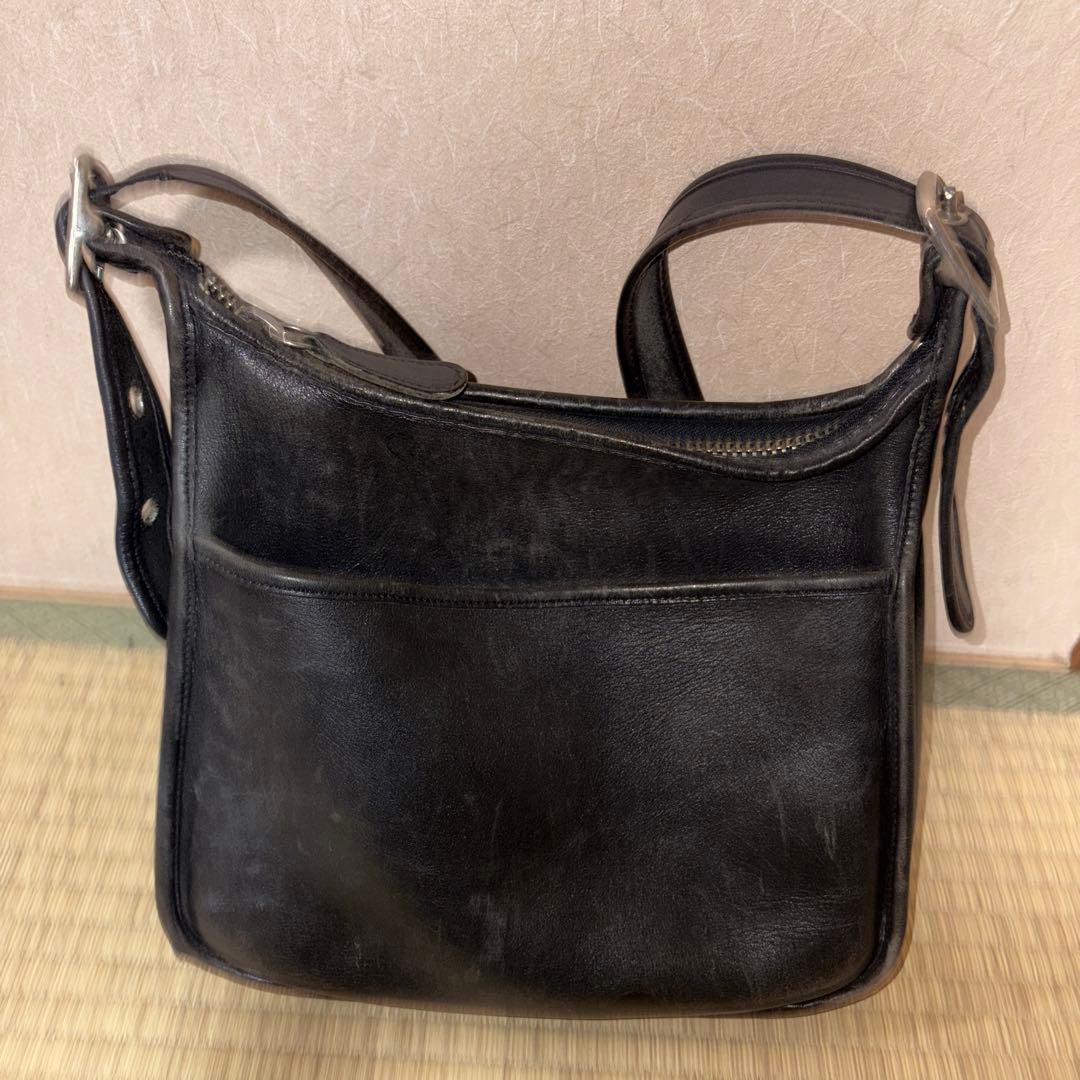 c*u様 old coach ブラックレザーショルダーバッグ　9966 シルバー COACH（コーチ） オールドコーチ 9966 USA製 ショルダーバッグ レザー