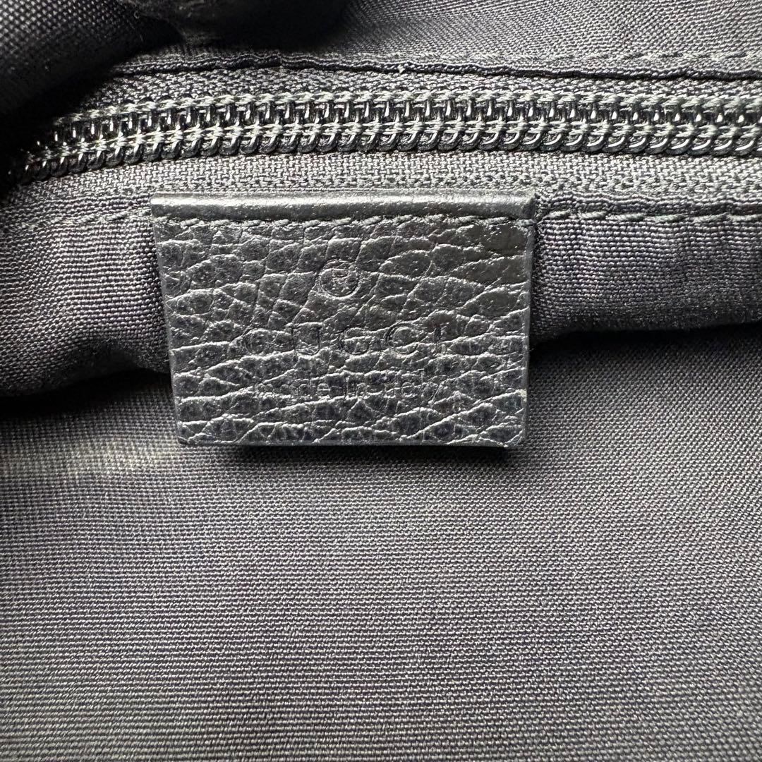 011 GUCCI ショルダーバッグ 斜めがけ GGキャンバス xe2 - メルカリ