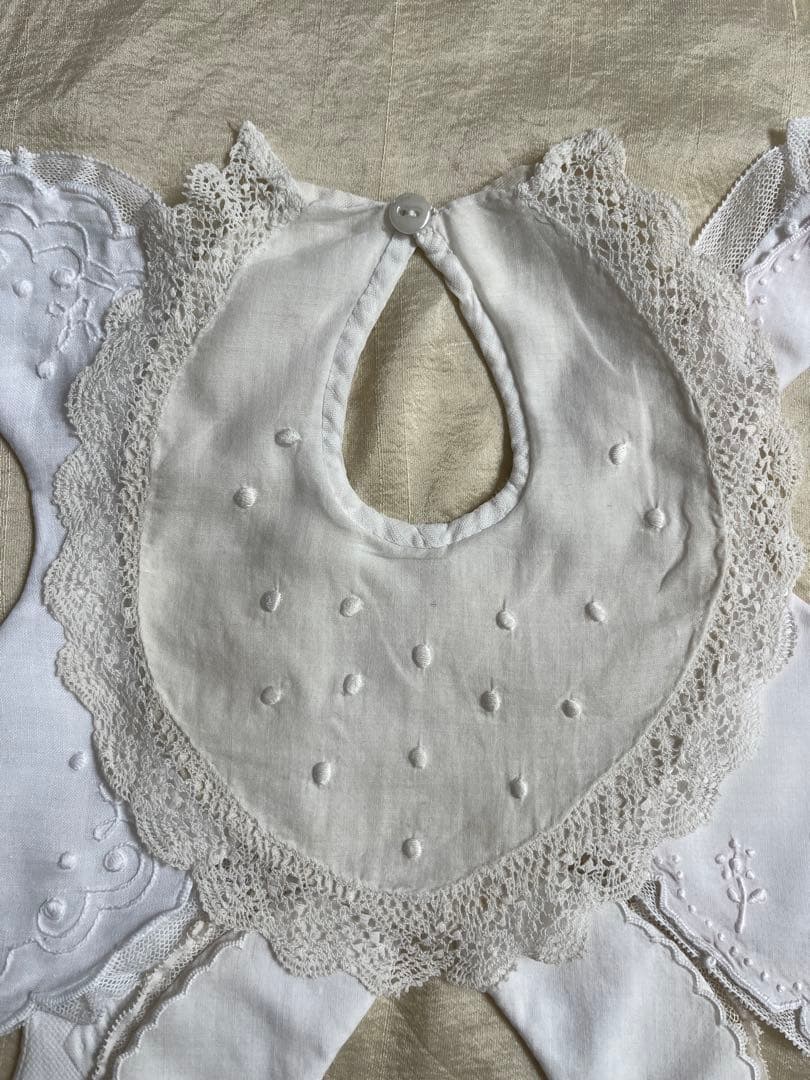 ◇SALE◇フランスアンティーク｜手作りスタイ5枚レース刺繍ドール