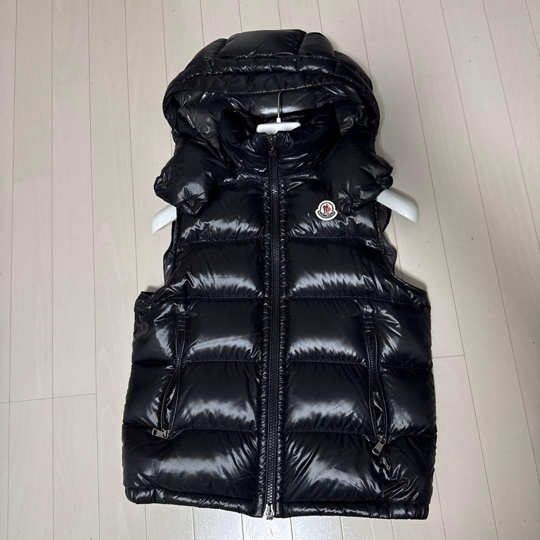 MONCLER ブラック ダウンベスト モンクレール ダウンベスト メンズ LUIRO ブラック MONCLER 1A000 46