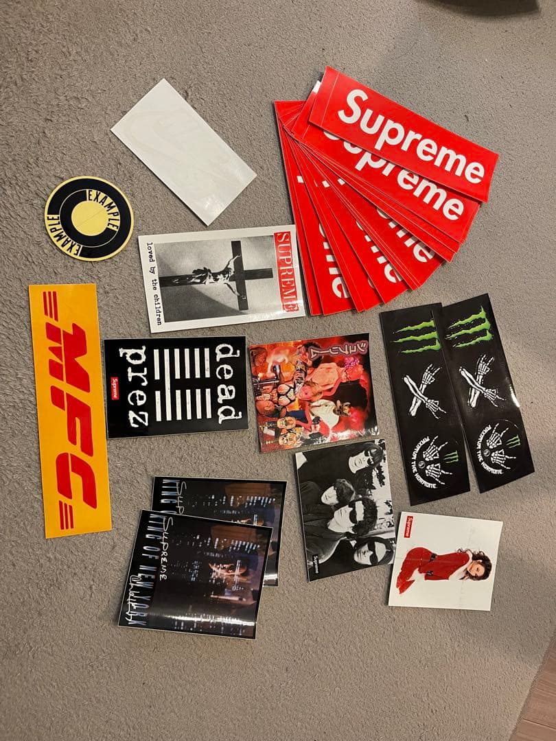 Supreme ステッカーセット - メルカリ