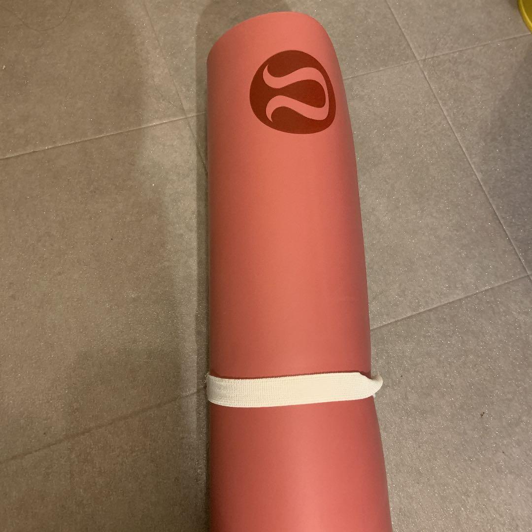 ルルレモン ヨガマット(3mm) - メルカリ