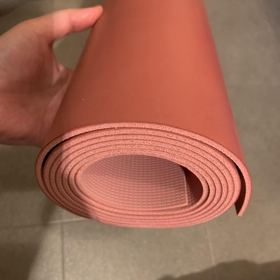 ルルレモン ヨガマット(3mm) - メルカリ