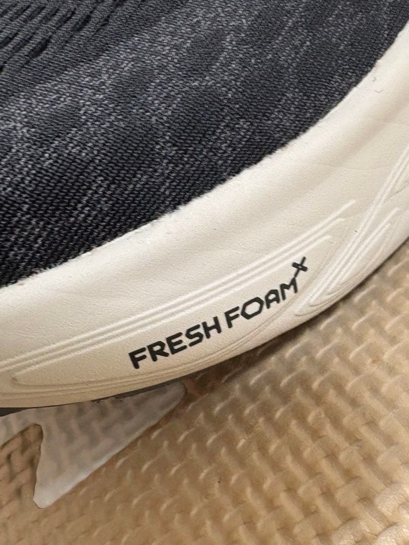 ニューバランス メンズ フレッシュフォーム1080 25.5cm 2E