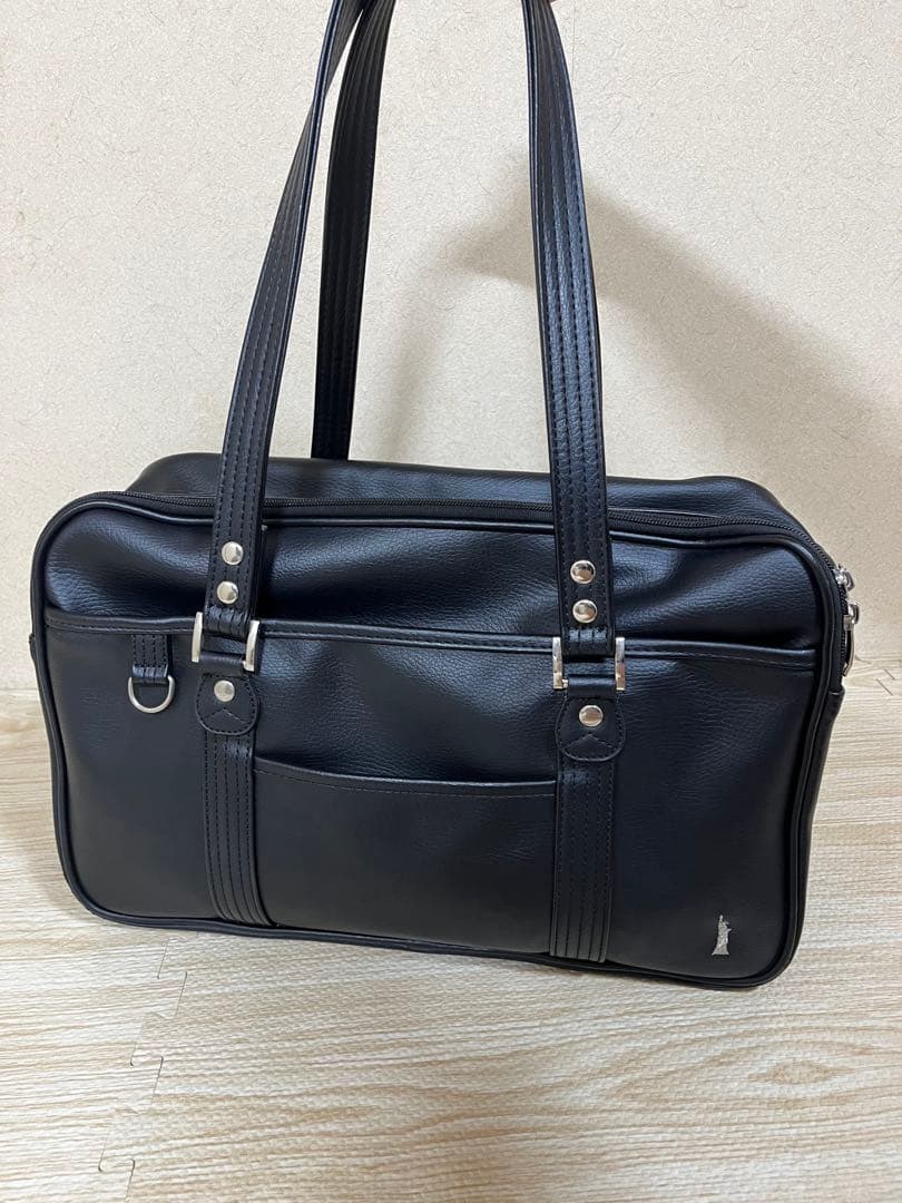 eastboyスクールバッグ スクバ 合皮バッグ ブラック Venus - メルカリ