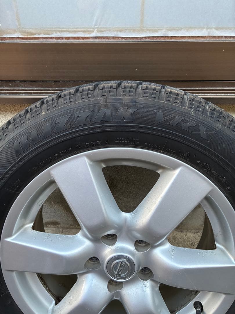 【値下げ】215/60/R17 ブリザックVRX 日産純正ホイール付き4本セット