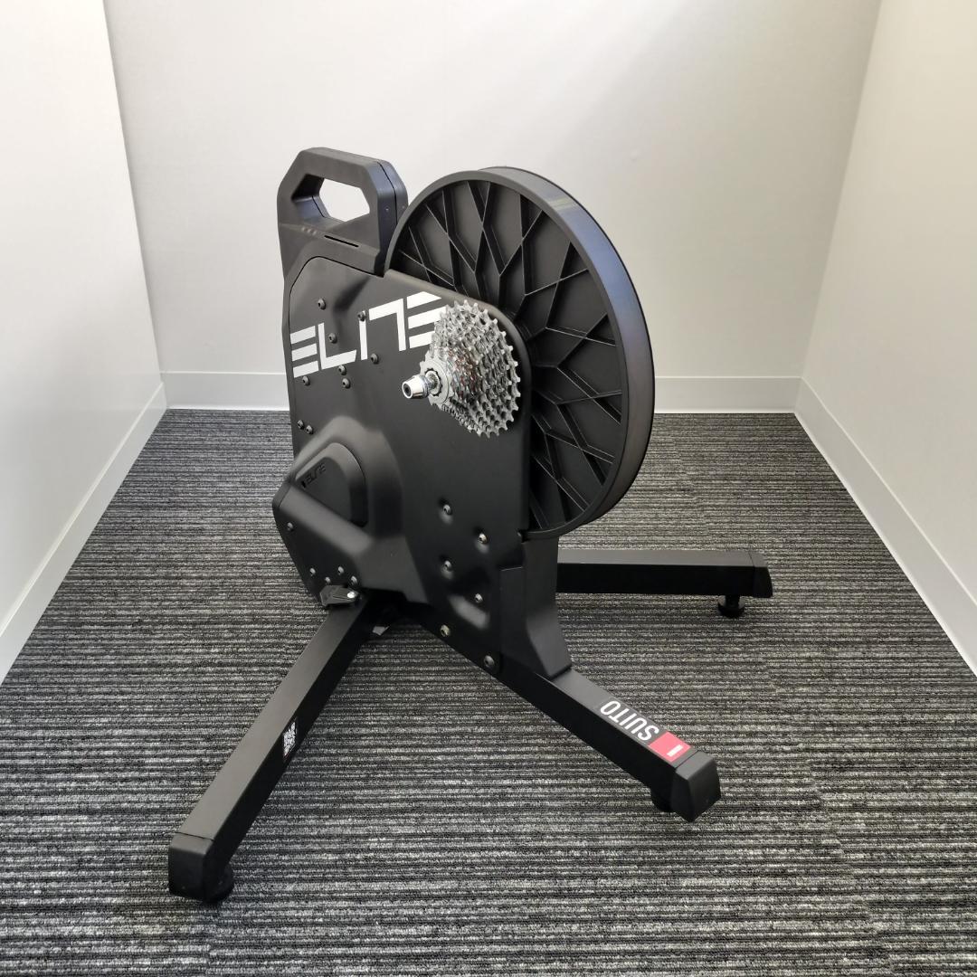 美品・付属品完備】ELITE SUITO スマートトレーナー ローラー台 - メルカリ
