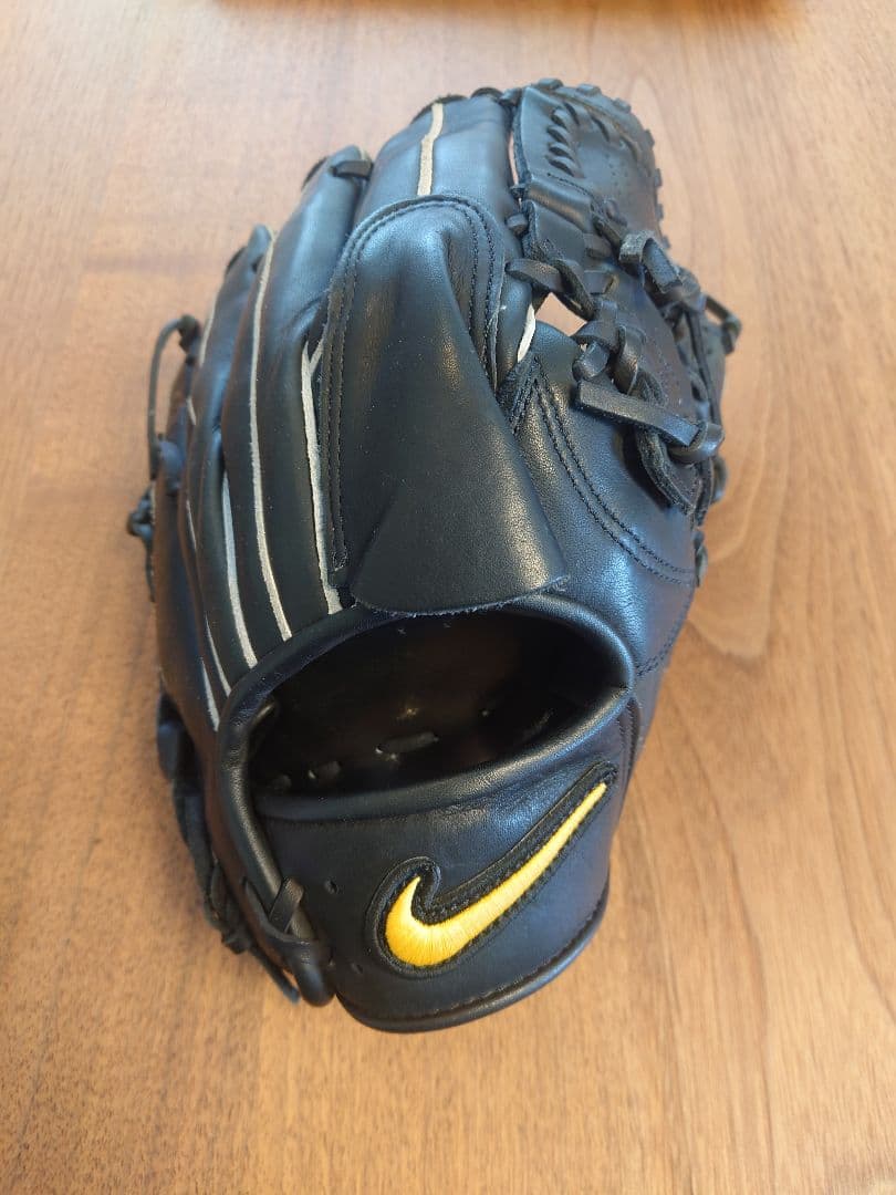 Nike 松坂大輔 Model 軟式投手用グローブ NIKE ナイキ 松坂大輔モデル M18シグネチャー 投手用 軟式グローブ
