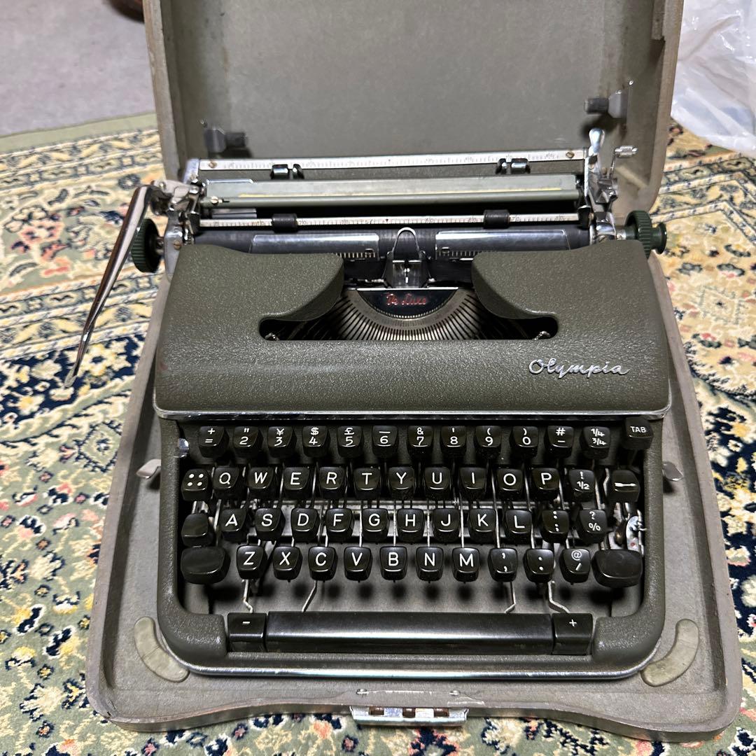 〈最終価格〉オリンピア　ウェルク社　タイプライター　アンティーク Yahoo!オークション -「olympia traveller de luxe」(タイプライター