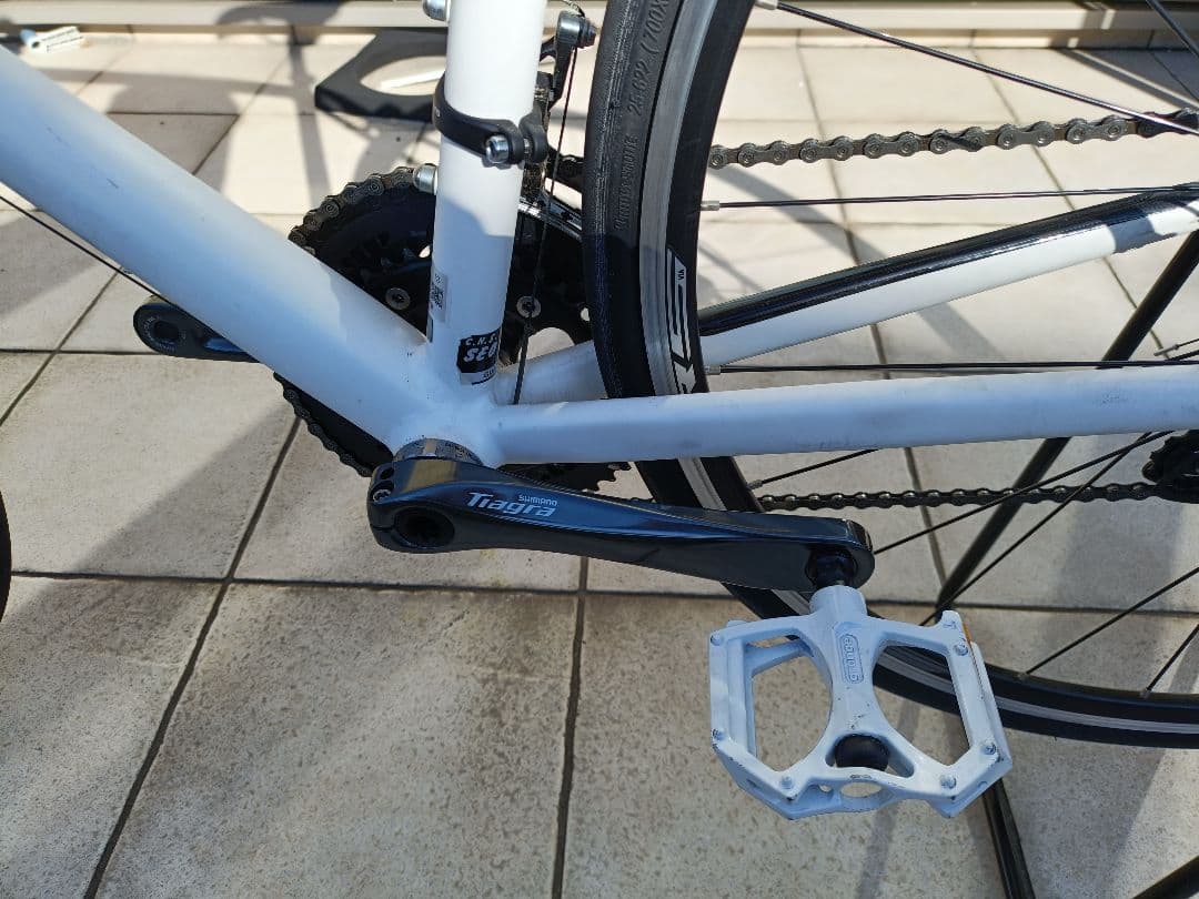 直接引き取り【福岡】美品ANCHOR RL6 マットホワイト - メルカリ