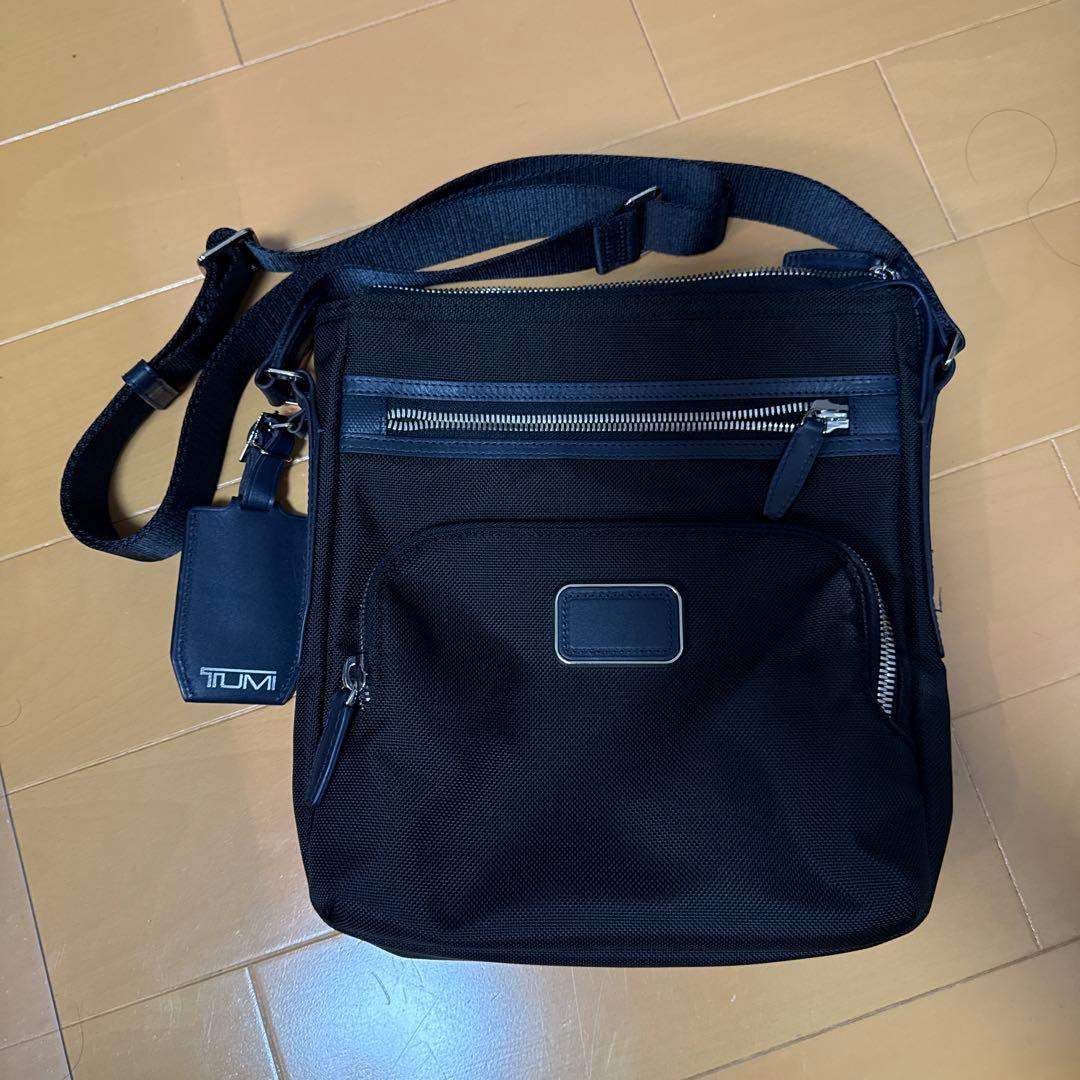 s*s様 TUMI ショルダーバッグ 黒 JARVIS ノース・サウス・クロスボ TUMI（トゥミ） 最大53%☆3/1迄 正規品5年保証 ショルダー ショルダー