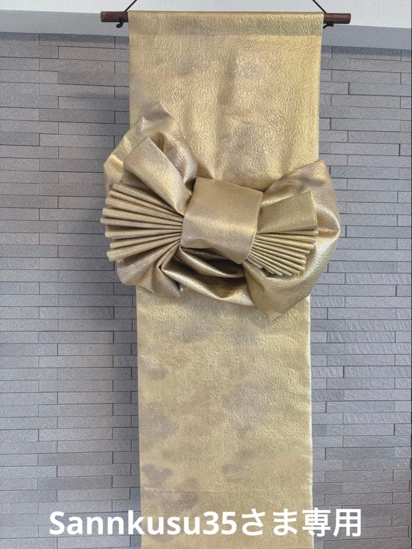 帯をリメイクした飾り結びのあるタペストリー 帯をリメイクした飾り結びのあるタペストリー その他インテリア雑貨