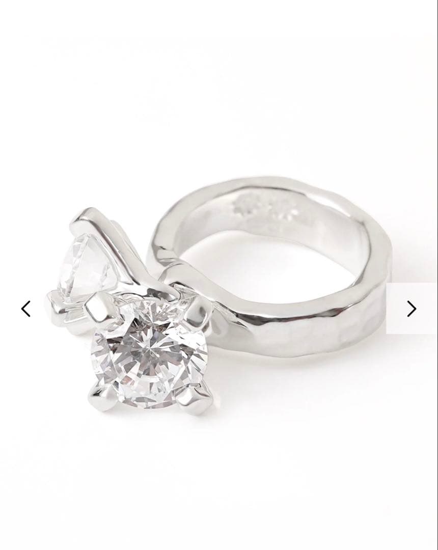 【美品】e.m. ジルコニアリング11号 イーエム e.m.（イーエム） 指輪 リング ジルコニア立て爪リング レディース