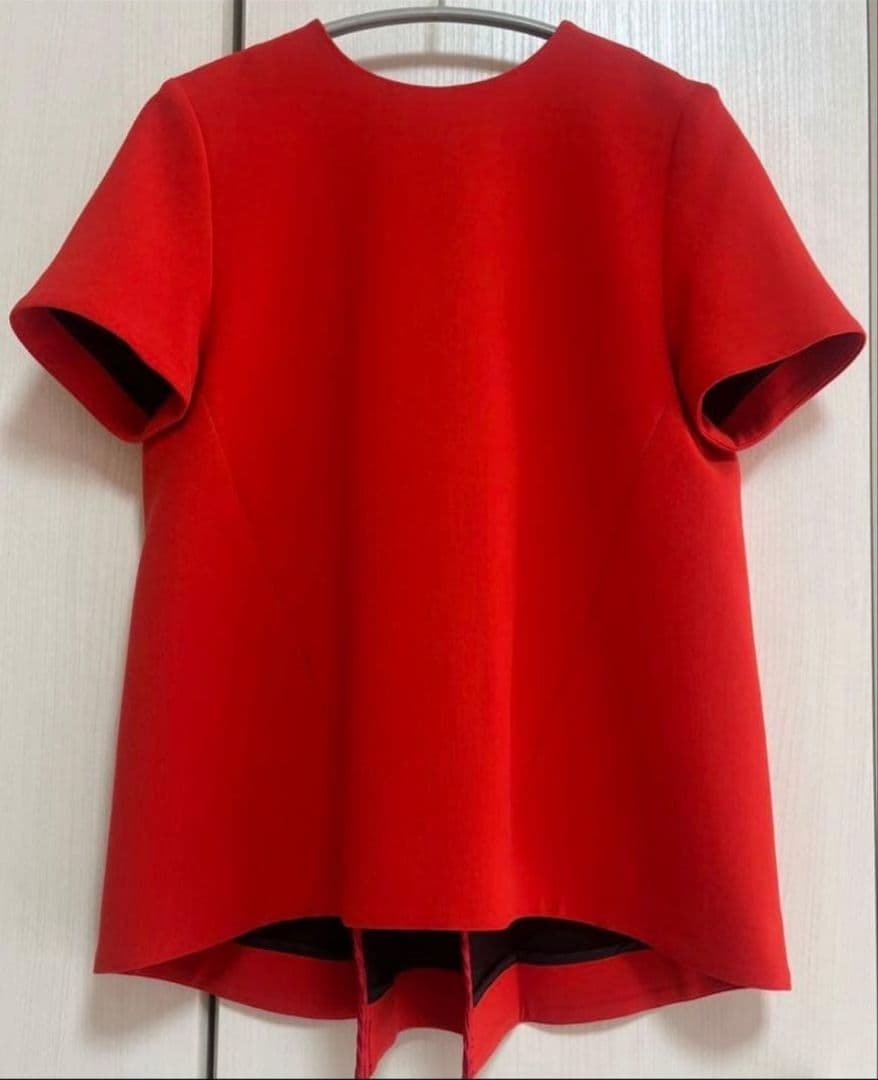 美品 ヨーコチャン赤半袖 トップス パール レッド 36 可愛い
