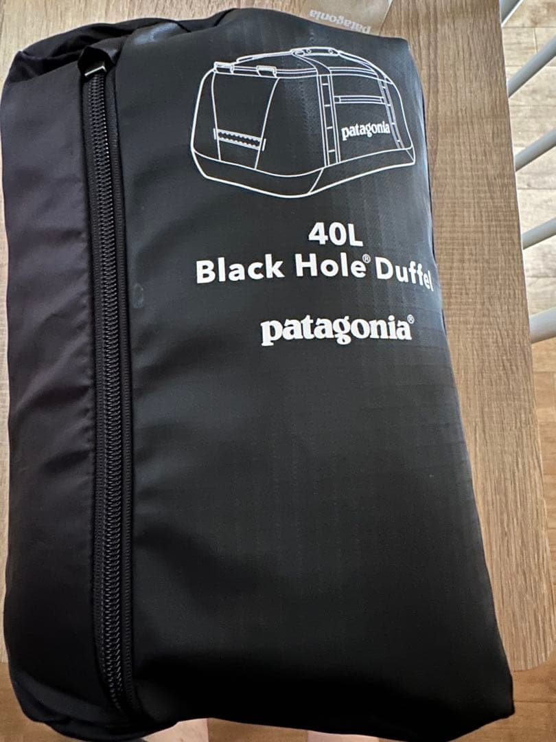 patagonia ブラックホール ダッフル 40L PATA03742_01_clipped_rev_1_102