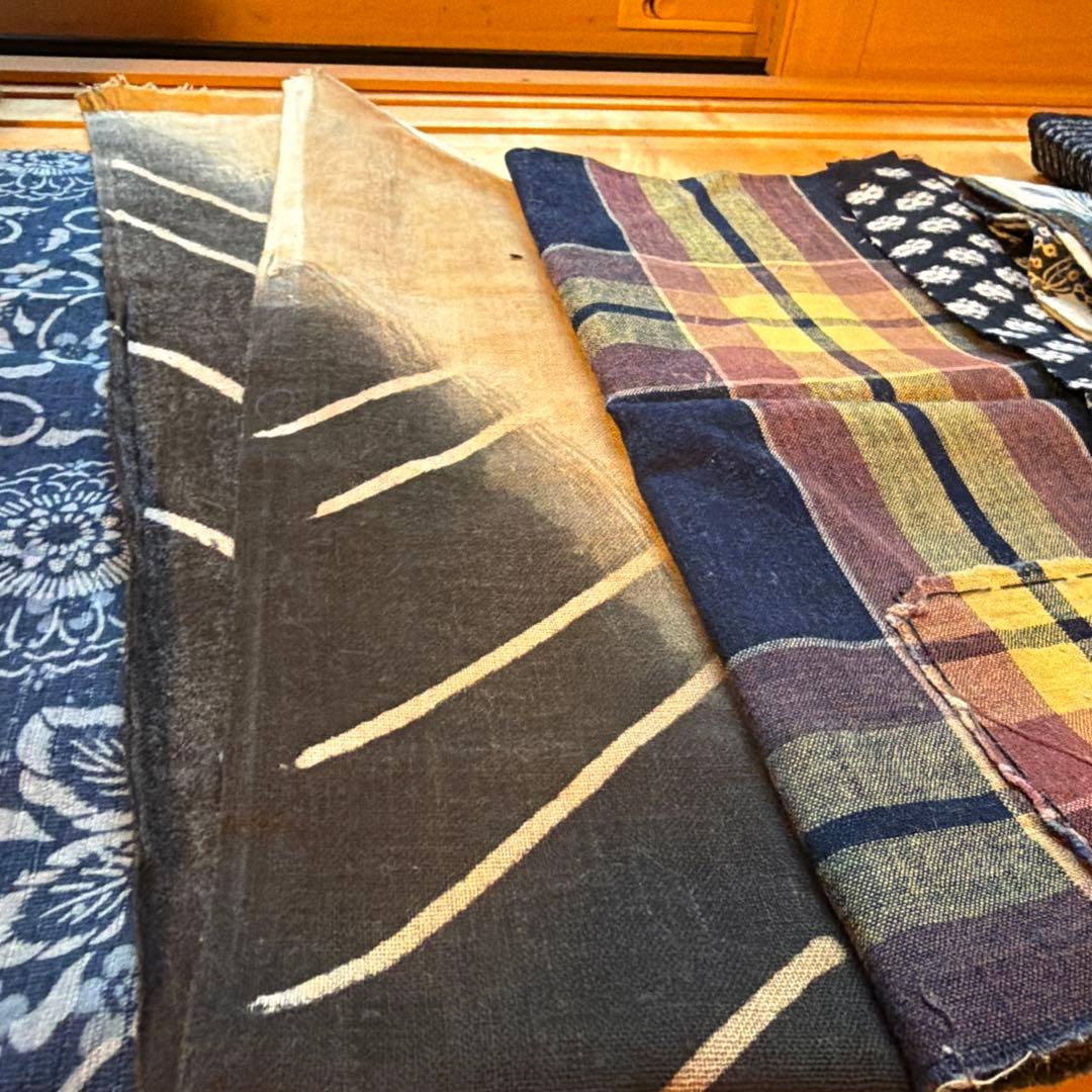 31 雪ん子 絣 縞 型染め 藍染め 木綿 古布 リメイク パッチワーク 時代