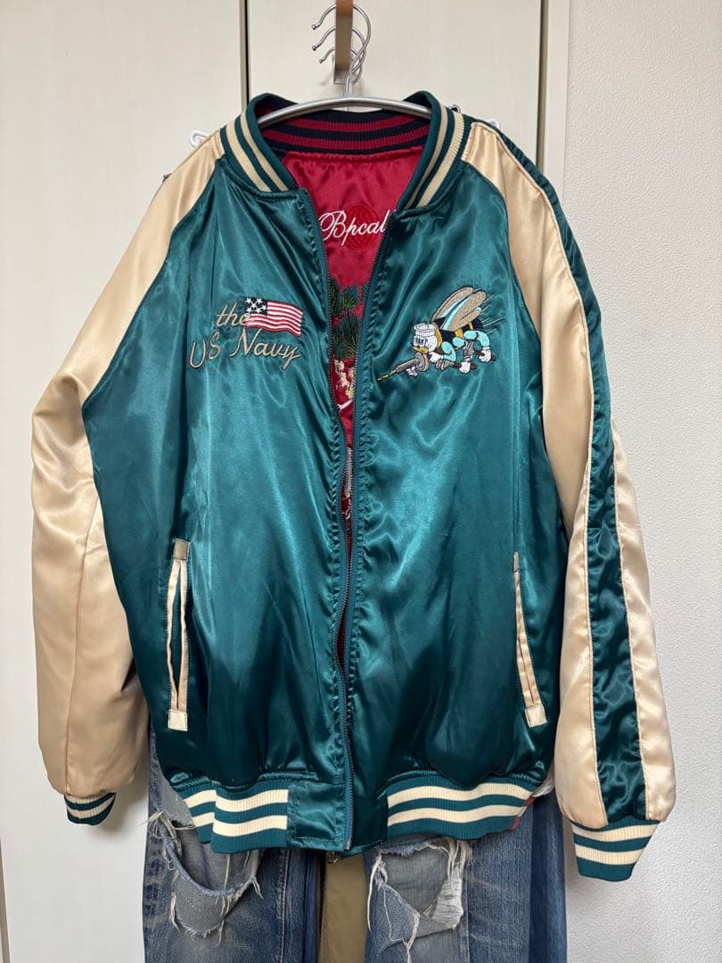 【横須賀】［極美品］US NAVY スカジャン ヨコスカ 横須賀ジャンパー通称「スカジャン」 やっぱり「YOKOSUKA」の刺繍は