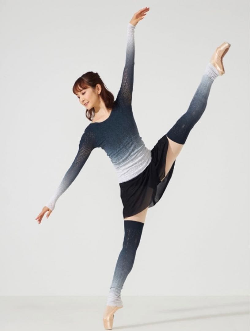 チャコット ノーソーイングニット グラデーション ワインレッド - メルカリ