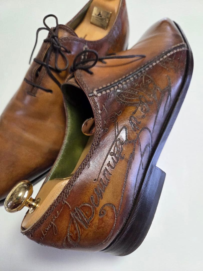 Berluti アレッサンドロ スカーズ スクリット カリグラフィー UK9