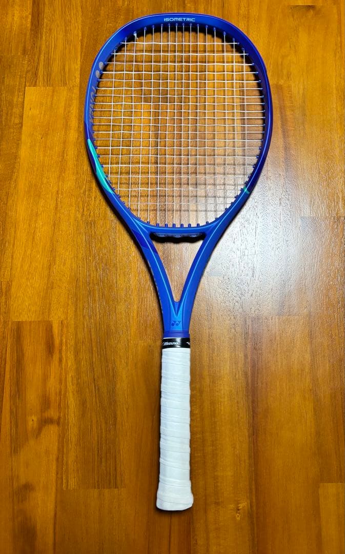 ラケット(硬式用) YONEX EZONE 100 300g G2 Yonex EZONE 100 300g Blast Blue (8th Gen) – Holabird Sports