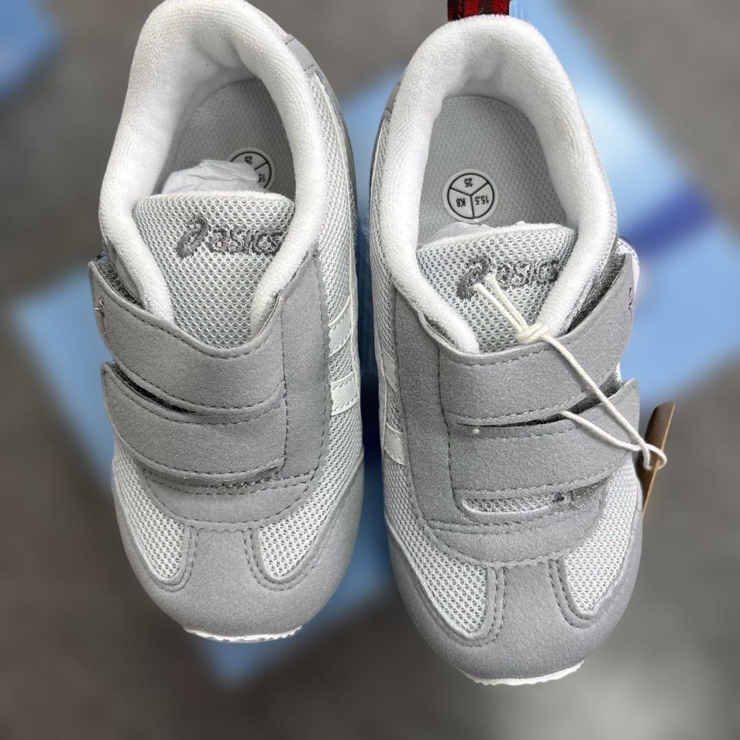 ファミリア　アシックス　現行品　靴　15.5cm