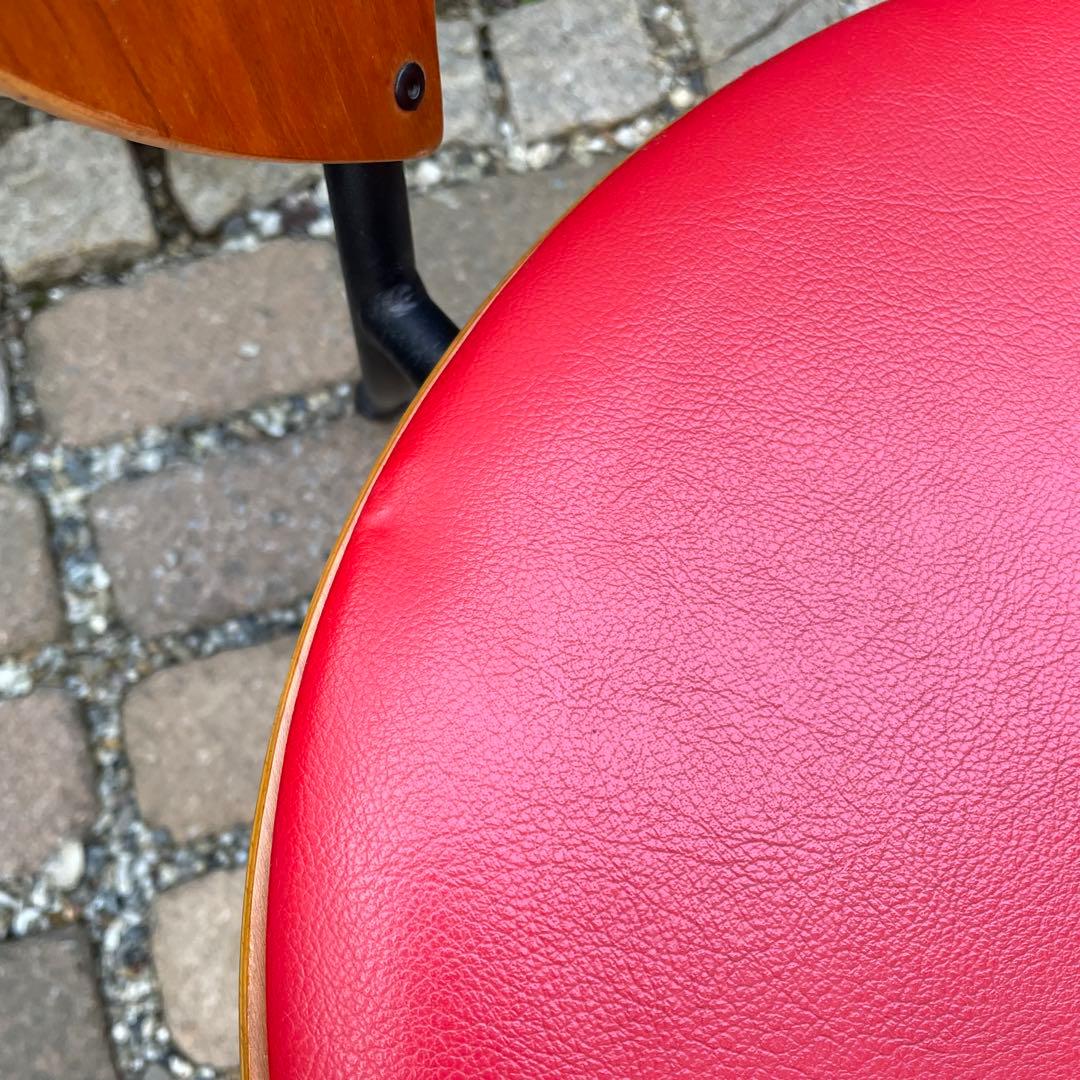 デンマーク フレデリシア 椅子 ナナディツエル 赤 ウェグナー 北欧