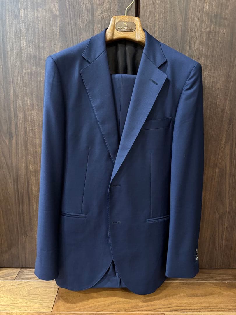 Ermenegildo Zegna/グローバルスタイル/ネイビースーツ ネイビースーツ・無地のコーディネート（Cloth Ermenegildo Zegna