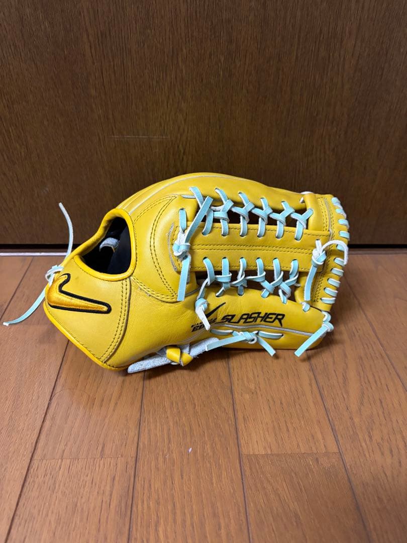 ナイキ　軟式グローブ　オールラウンド用 新品】 ナイキ ソフトボール用グローブ / オールラウンド用 型付け無料