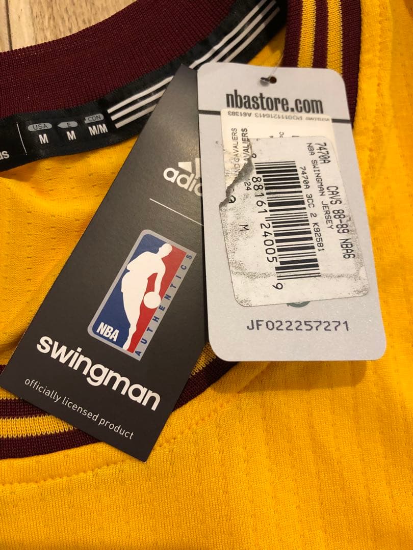 キューピー様専用】【未使用タグ付】レブロン CAVS ユニフォーム 黄色