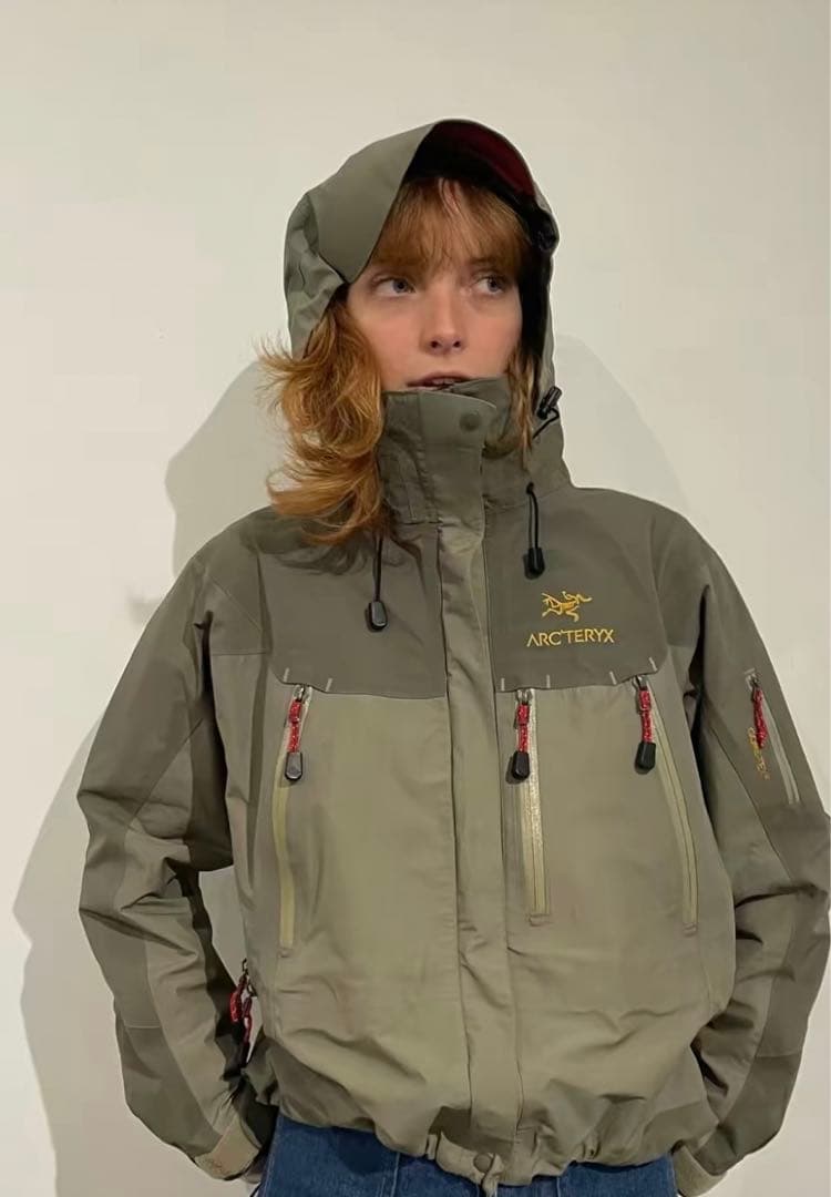 ARC'TERYX Theta vintage 金刺繍、カナダ製 90s - メルカリ