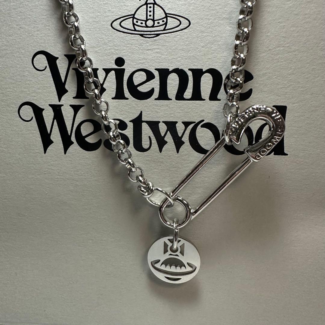 Vivienne Westwood シルバーネックレス ヴィヴィアン ウエストウッド ネックレス Vivienne Westwood MINI BAS
