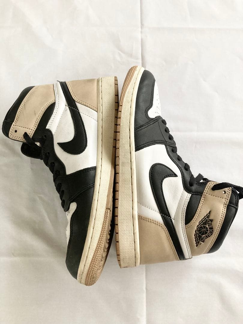 最終価格！Air Jordan 1 Retro High OG “Latte”