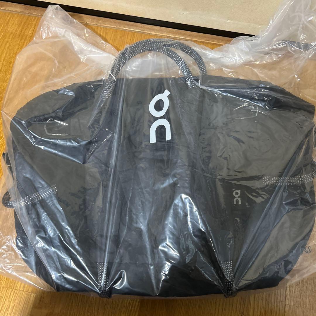 バッグ Track Pack 40L Elite Track Pack 40L Elite: Bag That Adjusts To Your Needs | On | On