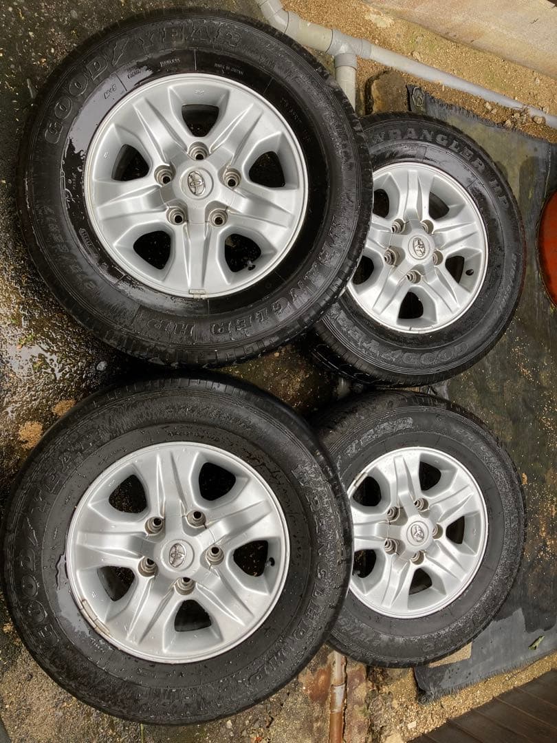 ランドクルーザー100 ランクル100 純正アルミ 純正ホイール L108595397
