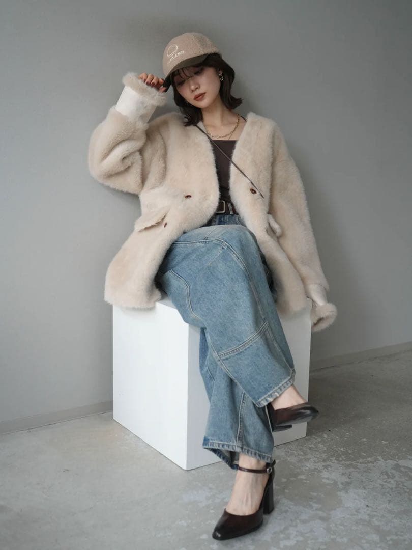 lumier同型 バッグ付エコファーノーカラーコート / BEIGE - メルカリ