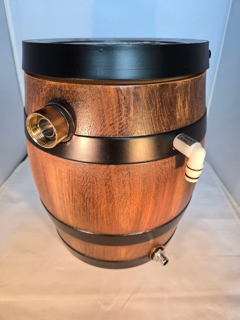 木樽型サーバーサッポロビア樽くん 楽天市場】【中古】2016年製 木樽型 サーバー ビヤ樽君 氷冷式ニットク