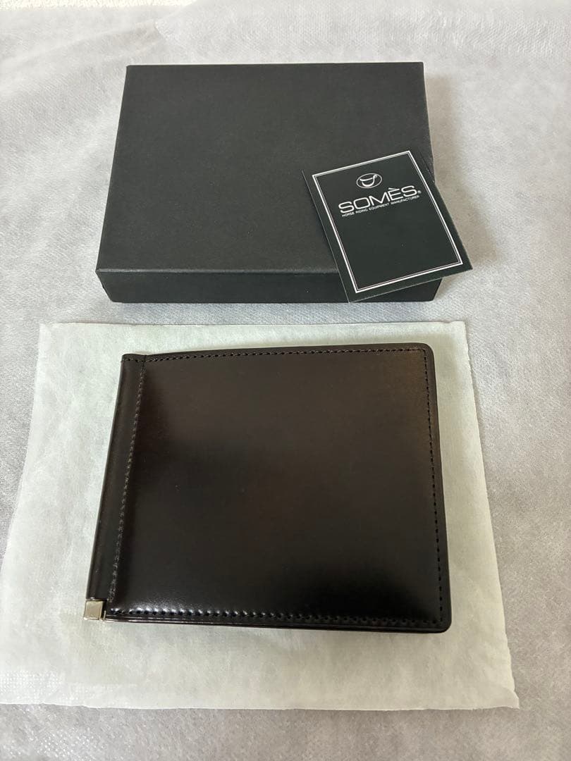 美品ソメスサドル ハノーバー コードバン マネークリップ ダークブラウン コードバン×馬革で、より品良く軽やかに｜ハノーバー リニューアル