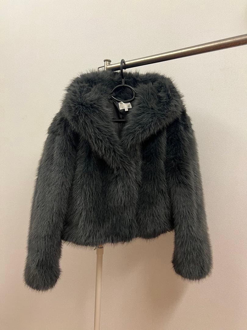 リエンダ ビッグフードフェイクファーコート - メルカリ