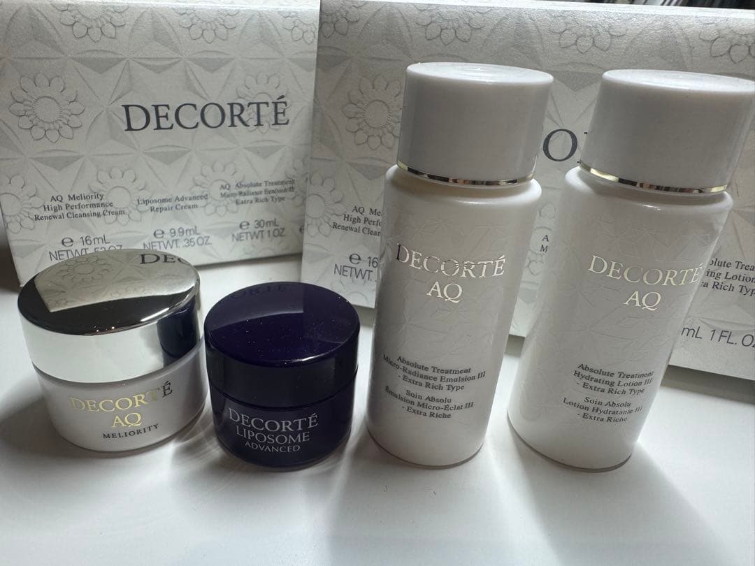 DECORTÉコスメデコルテトライアルセット - メルカリ