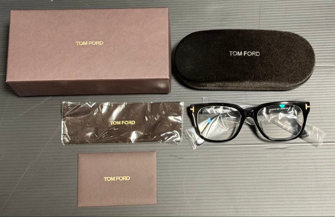 TOM FORD トムフォード メガネ TF5477-F 黒 アジアンフィット TF5477-F アジアンフィット / TOMFORD トムフォードメガネ正規取扱い