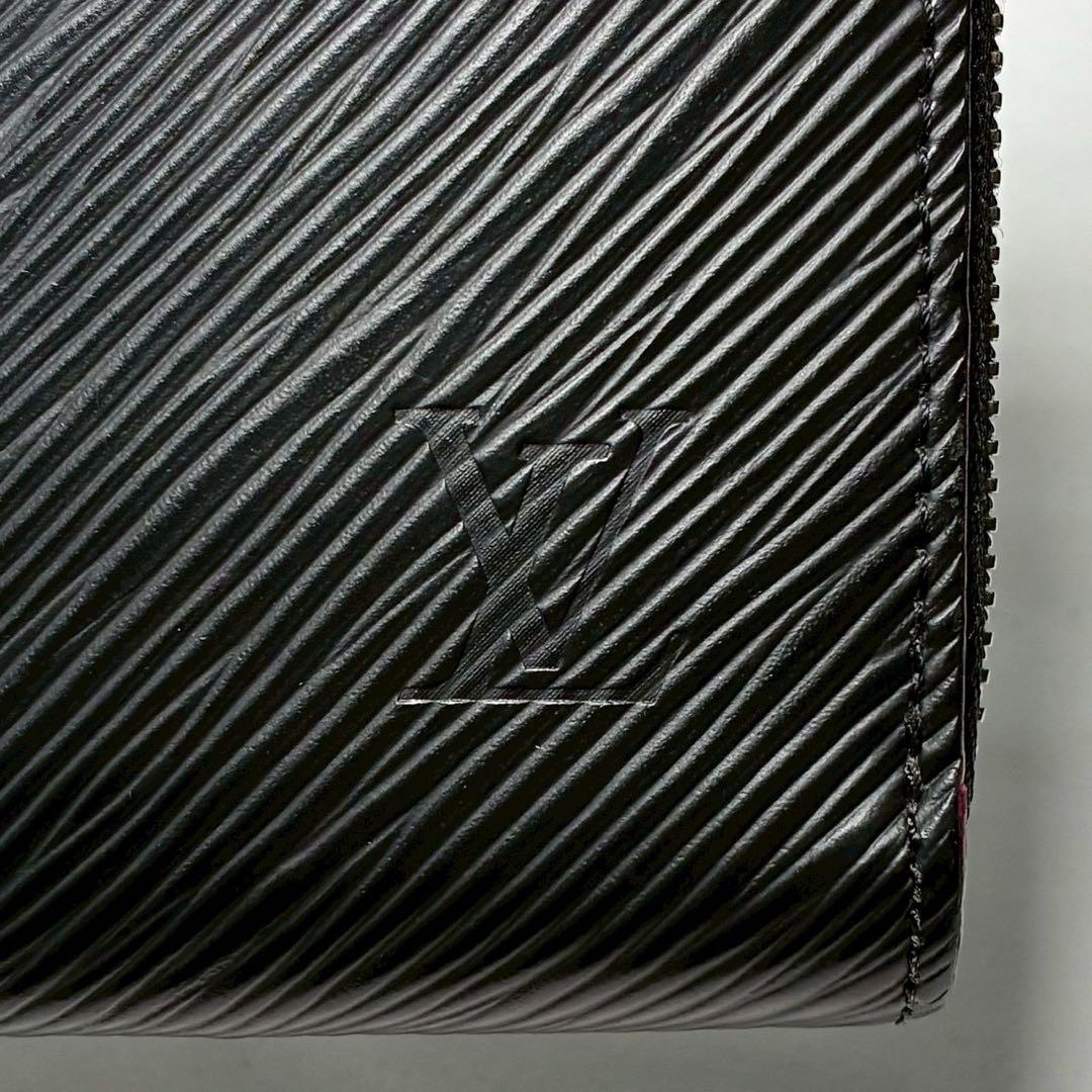 新型✨️美品✨️ルイヴィトン エピ ジッピーウォレット ノワール