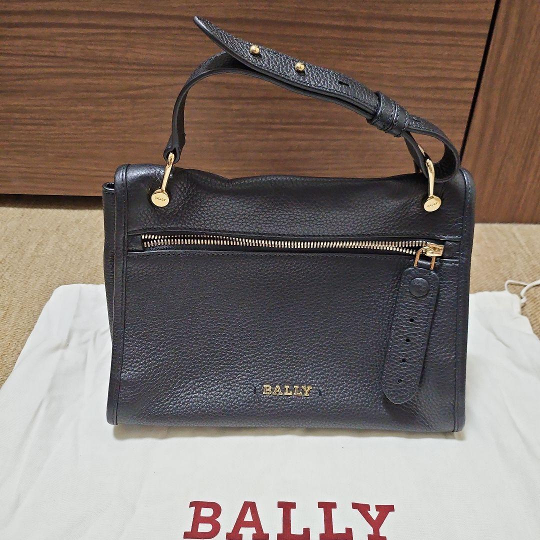 BALLY 黒 バッグ Bally（バリー） ヴィンテージ ショルダーバッグ レザー 黒 レディース