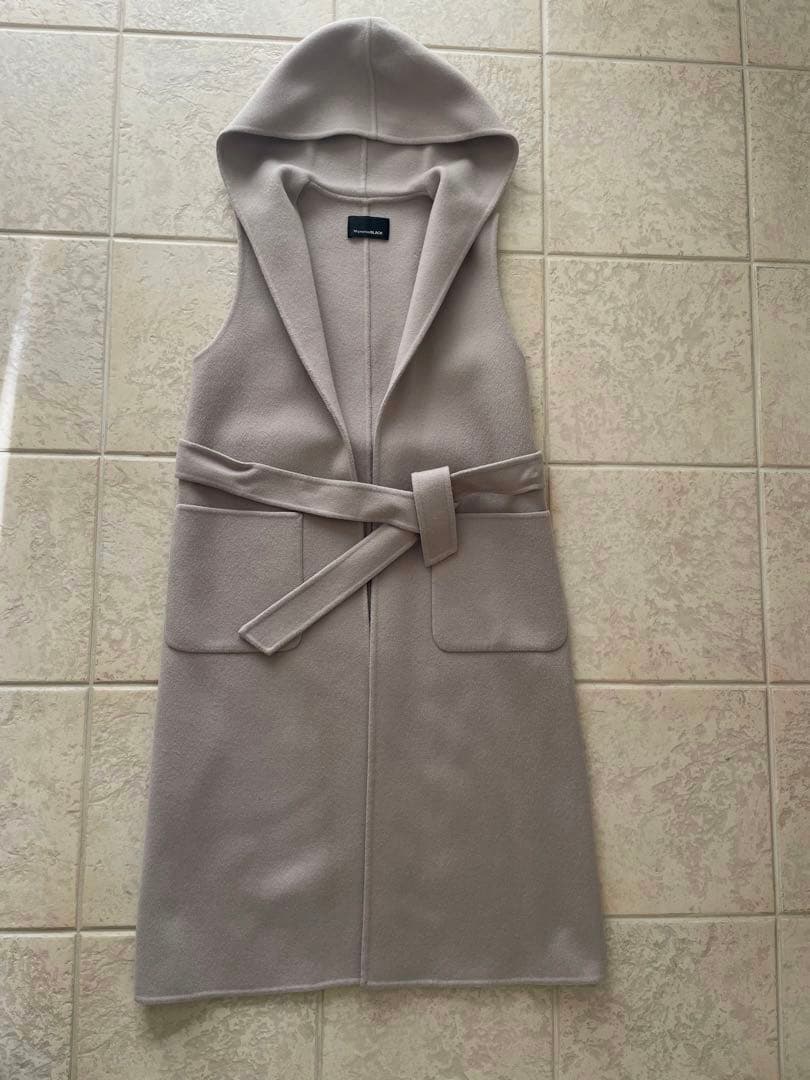 M-premierBLACK フード付きジレ M-premier（ベスト/ジレ）のフリマアイテム一覧