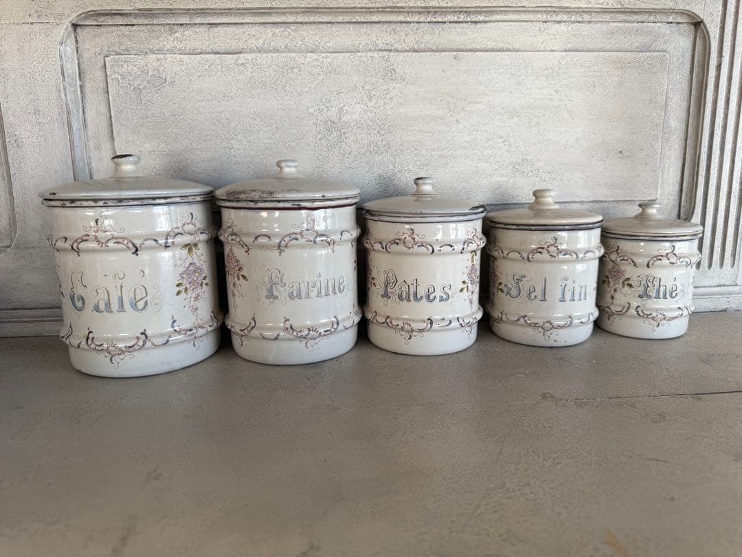 フランスアンティークホーローアールヌーボー可憐な花柄キャニスター5個セット フランスアンティークホーローアールヌーボー可憐な花柄キャニスター5