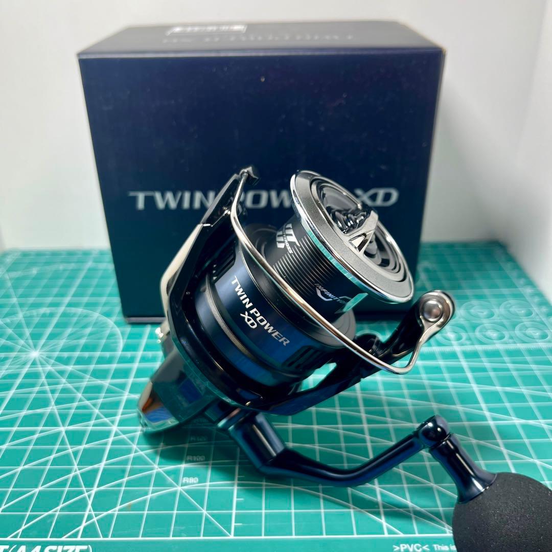 【未使用品】 シマノ 25 ツインパワーXD C5000XG シマノ(SHIMANO) 25 ツインパワー XD C5000XG+キャスティングPE X8