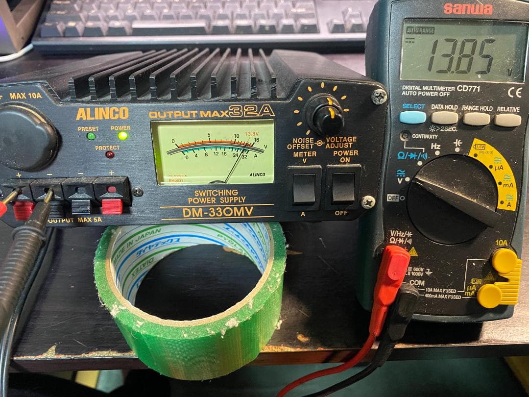 アルインコ　DM-33OMV　MAX32A ALINCO（アルインコ） DM-330MV Max32A 安定化電源器(AC100V→DC12V